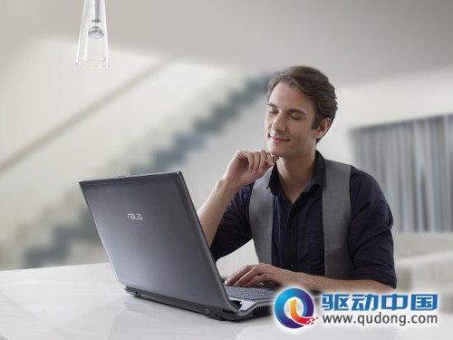 华硕N53大牌设计获双奖B&O天籁美声享畅快极速