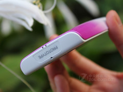 Android娇小智能 索尼爱立信X8报超低价 