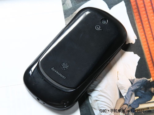 联想乐Phone:中国风天翼娱乐旗舰手机