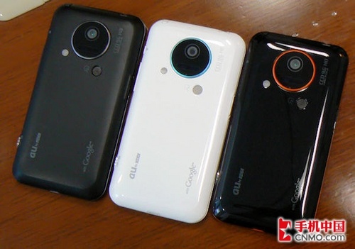 iPhone 4劲敌 Android新机夏普IS03图赏 