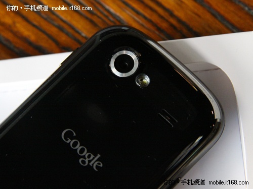 谷歌Nexus S机身细节设计+四周接口设计