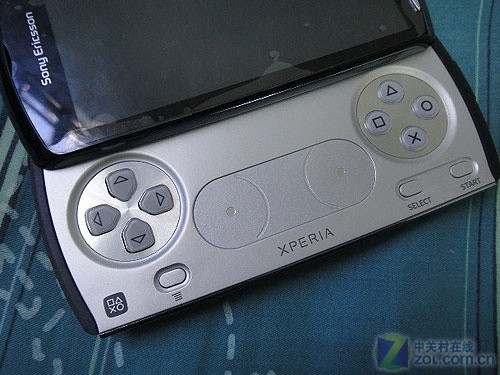 搭载Android 2.3 SE PS Phone真机亮相 