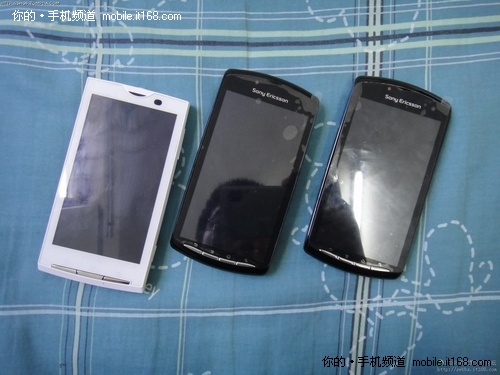 曝索爱PSP Phone真机图