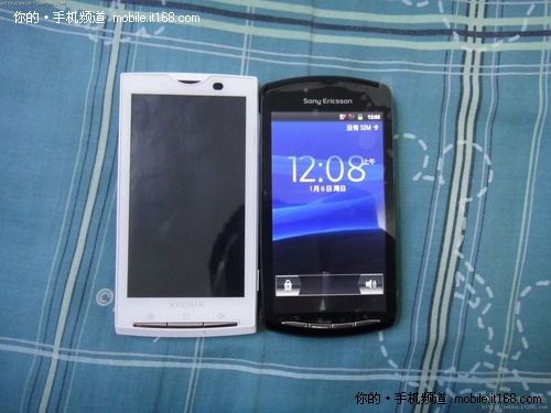 曝索爱PSP Phone真机图
