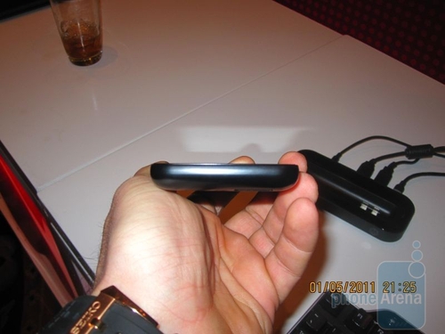 CES2011:双核4G网络 摩托ATRIX 4G图赏