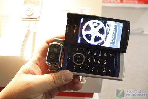 水墨风格领衔 康佳多款手机亮相MWC2011