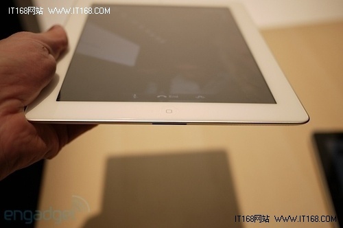 超Nexus S四倍 iPad 2双核视频性能演示