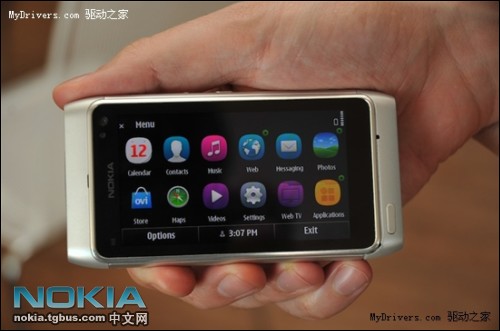 Symbian^3系统全新界面 诺基亚N8实机图曝光
