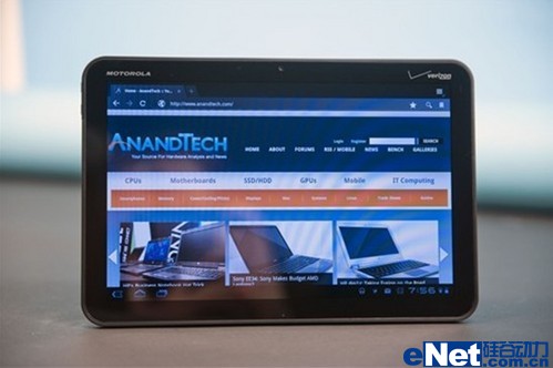 撬动iPad 20大理由选择摩托罗拉XOOM