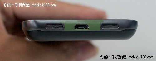 LG Tegra2双核平台 Optimus 2X开箱图赏