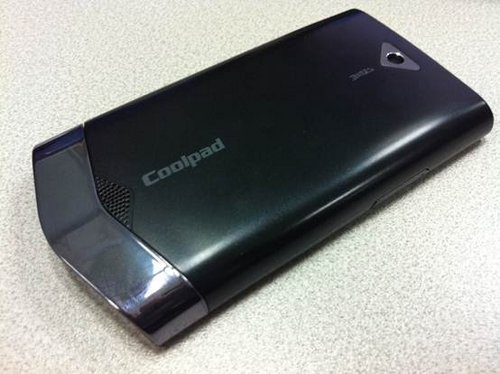 3.5英寸Android 2.2 酷派W721真机曝光 