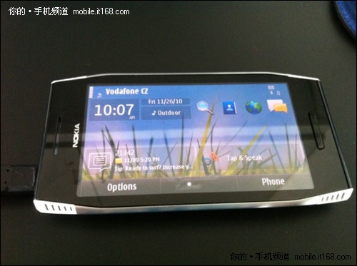 诺基亚X7新视频曝光 Symbian^3界面改版