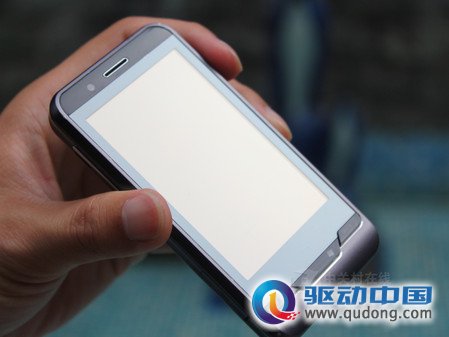 1GHz双模智能机 超值琦基V880突降170元 