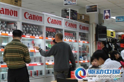 缺货导致全线涨！震后一月单反市场综述