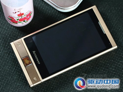 高贵典雅金色商务机 联想P717今不足1K4 