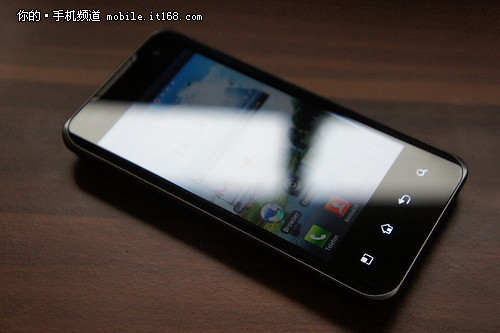 LG P990(Optimus 2X):3270元