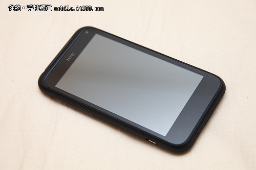HTC Incredible S:3190元