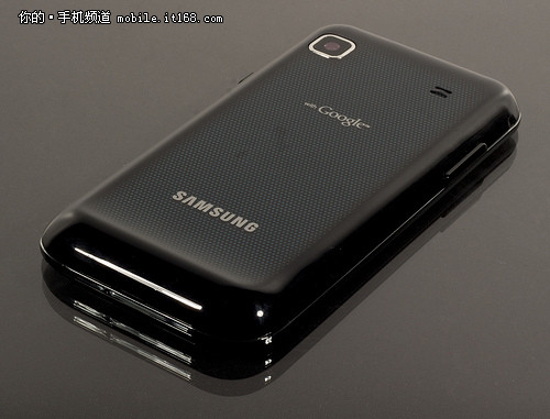 三星i9000(Galaxy S):2460元