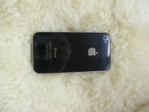 价格非常亲民 美版iPhone 4降至3499元