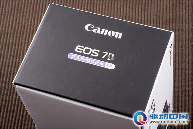 【开箱】Canon EOS 7D Mini：史上最小、最轻旗舰单眼登场！