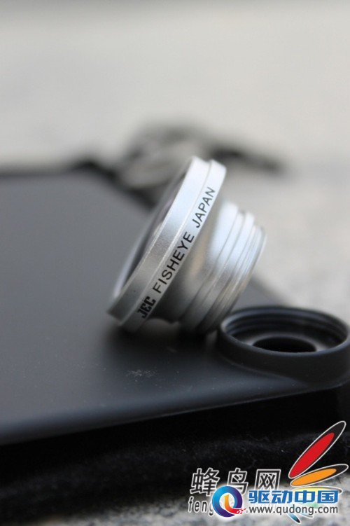 JEC 奇异鸟iPhone 4三款外接镜头评测