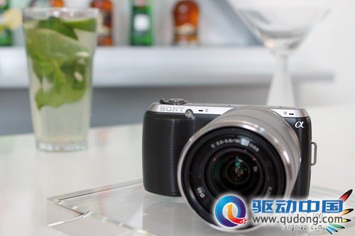 索尼在京举办NEX-C3与A35新品发布会