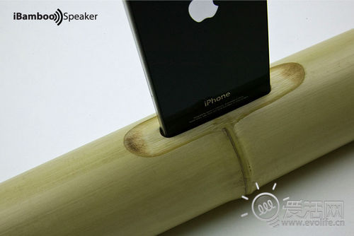 浑然天成 用纯天然的竹子制作iPhone 4音乐底座
