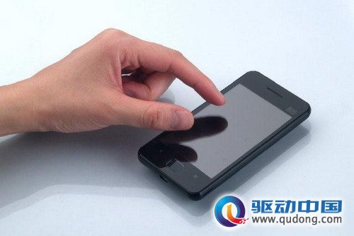 国内10大网络人气手机排名  MOTO Defy第一