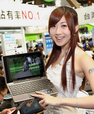 華碩變形平板今日領先升級Android