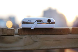 白色双子星 体验索尼爱立信ST15i、SK17i新机