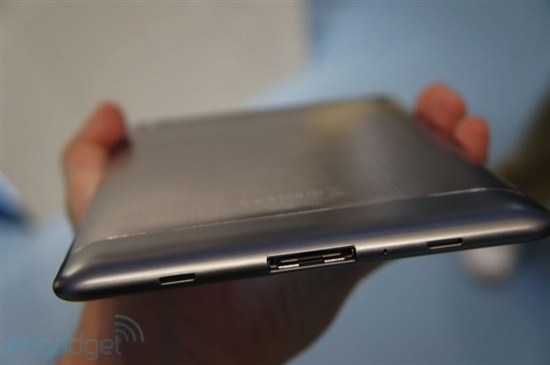 三星7.7寸平板亮相：Android 3.2+双核1.4GHz