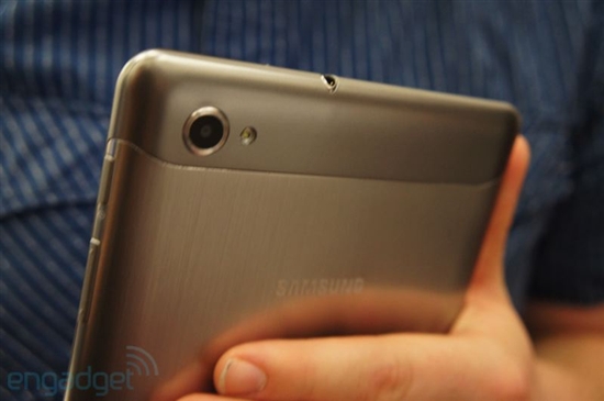 三星7.7寸平板亮相：Android 3.2+双核1.4GHz