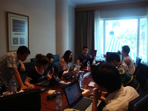 学生机大战持续升级，彪悍的小y傲然独立 