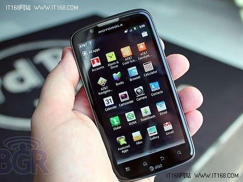 Atrix 4G再升级 MOTO Atrix2真机照曝光