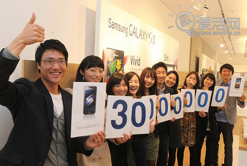 与苹果边战边卖 三星Galaxy家族销量破3000万