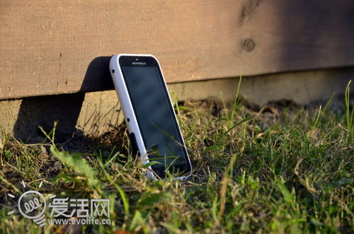 廉颇老矣还是风韵犹存?摩托戴妃二代Defy+试玩体验