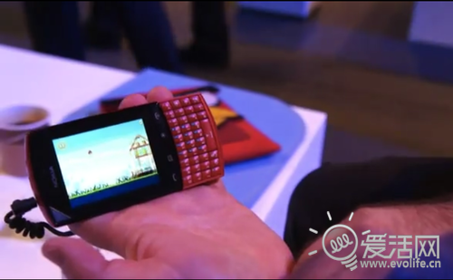 智能机专属？不！愤怒的小鸟走进Nokia Asha S40机