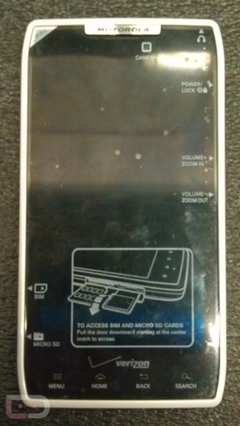 白色版DROID RAZR真机曝光