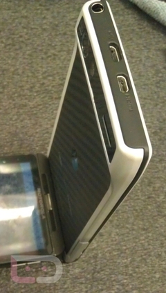 白色版DROID RAZR真机曝光