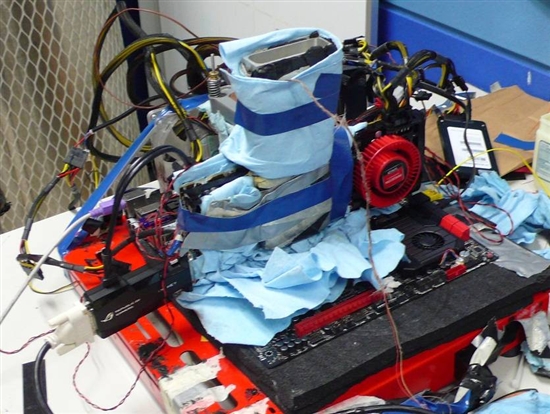 28nm制程发威：Radeon HD 7970狂超1700/8000MHz