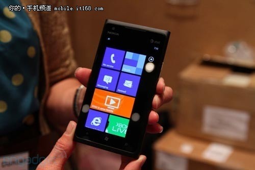 仅售99美元 诺基亚Lumia900接受预订