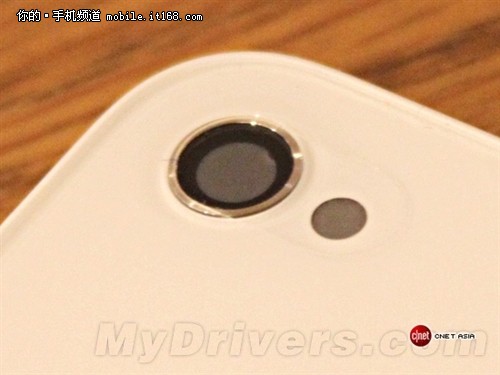 比裸机还贵点?iPhone4S无摄像头版曝光