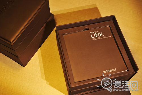 请叫我叫高富帅 豪雅LINK智能手机上手试玩
