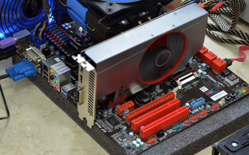 APU+HD6570双卡绝配另类装机重塑入门级PC