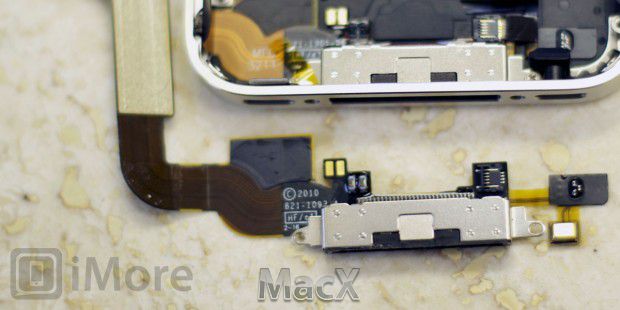 imore_iphone_4s_dock_out-620x310.jpg