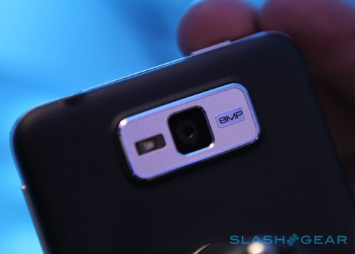 X86的回马枪 英特尔Android智能手机真机试玩