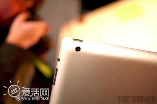 屏幕如同刀割般锐利 新一代iPad真机上手试玩