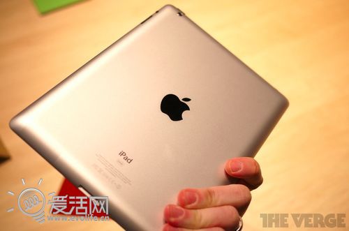 屏幕如同刀割般锐利 新一代iPad真机上手试玩