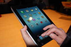 屏幕如同刀割般锐利 新一代iPad真机上手试玩