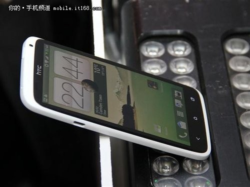 720P+四核神器 HTC ONE X行货四月上市